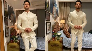 Tiger Shroff Gives A Peek Of His Bedroom While Posing For A Snap On Diwali