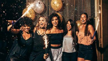 5 New Year's Eve Outfit Ideas To Rock On This Special Night