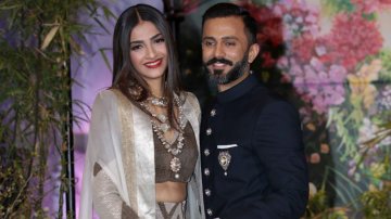 Sonam Kapoor Gives Us A Glimpse Of Her Luxurious London Home As She Celebrates Xmas With Family