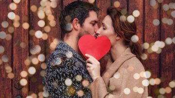 February Special Days For Lovers: The Month Of Romance