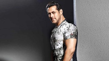 Salman Khan Cancels Thailand Schedule Of “Radhe” Due To Coronavirus Scare