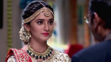 Shivani Surve Hot Bikini Photos & Lesser-Known Facts You May Not Know