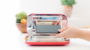 Do UV Light, Alcohol or Soap Truly Help Get Rid Of Coronavirus From Your Phone?