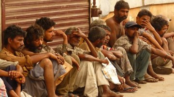 India Lockdown: I Know The Risk Of Coronavirus, But I Can’t See My Children Hungry