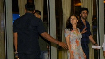 Alia Bhatt Moves To Live With Ranbir Kapoor During Coronavirus Lockdown? Watch The Video