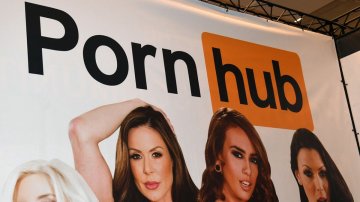 Pornhub Offers Free Premium Content, Views From Indians Rocket During Lockdown