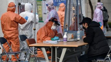 3 Possible Reasons Why Hundreds of COVID-19 Patients Tested Positive After Recovery