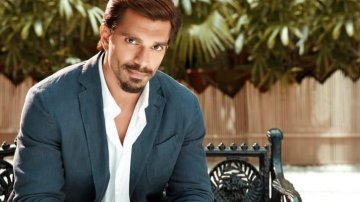 Karan Singh Grover Says He Isn’t Comfortable With The Situation The World Is In