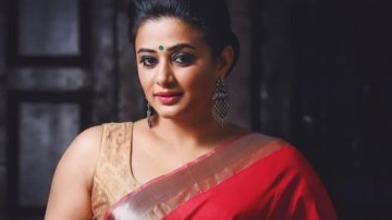 Priyamani Turns Naxalite For Rana Daggubati Starrer “Virata Parvam 1992”