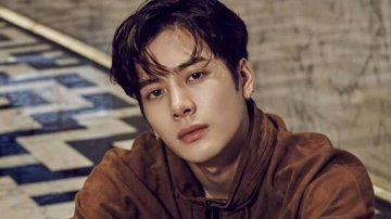 Member Of K-Pop Group GOT7 Got Harrassed By Fan During A Live Session