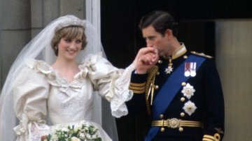 The Late Princess Diana Revealed It Was “Odd” To Have S.E.X With Prince Charles