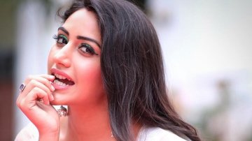 OMG: Surbhi Chandna Reveals She Was Thrown Out Of Shoot Once