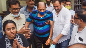 SSR Family Knew They’re Running Out Of Time To Save Him, Begging Police To Intimidate Rhea In February