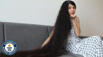 Indian Girl Broke Her Own Guinness Record For Having The Longest Hair On A Teenager