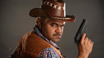 Top 10 Sanjay Mishra Comedy Movies List: The Best Picks In His Elephantine Career