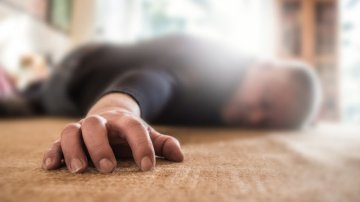 Drinking 5 Litres Of Water Per Day To Cure Covid, British Man Collapsed