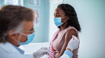 Health Worker Died Of Unknown Reason After Receiving Pfizer Covid-19 Vaccine