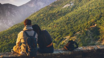 Love in times of travel: how to maintain a strong relationship despite the distance