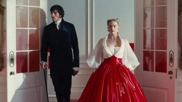 Margot Robbie's Viral On-Set Dance Fuels Wuthering Heights' Box Office Surge