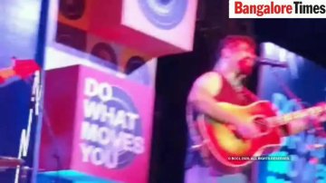 Raghu Dixit set the stage on fire in Mysuru