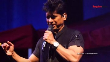 Watch singer Shaan perform in Bengaluru