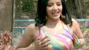 Bhojpuri Gana Video Song: Monalisa's Hit Bhojpuri Song 'Bees Baras' From 'Nihatha'