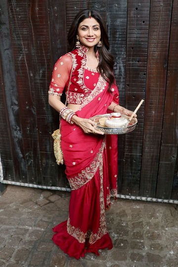 प्रियंका से जान्हवी तक, जिन्होंने हमें उनके बोरिंग लुक से निराश किया