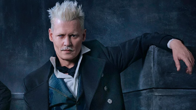 Fantastic Beasts The Crimes of Grindelwald actor Johnny Depp Says JK Rowling Believes In Him