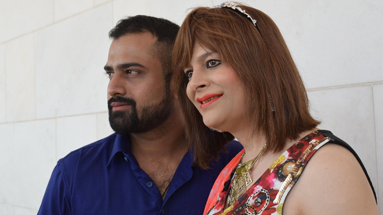 "Big Boss" Contestant Bobby Darling Files For Divorce? Read Details