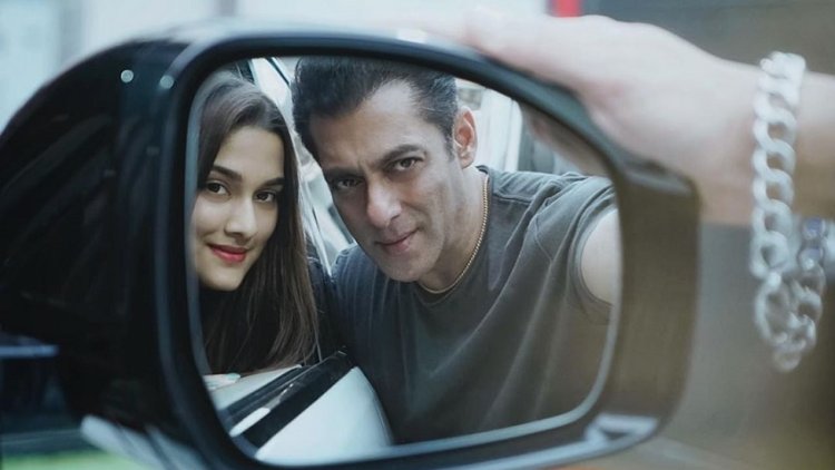 Newbie Saiee Manjrekar On Her Experience With Salman Khan In "Dabangg 3": "He Really Inspired Me"