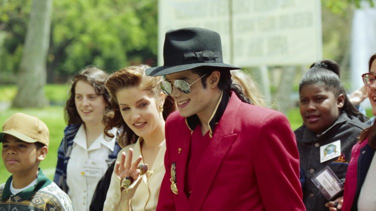 Why Michael Jackson Left Daughter Of The King Elvis Presley For An Anonymous Nurse?