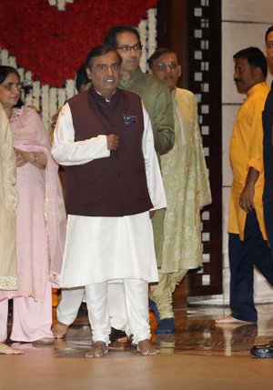 Mukesh Ambani L