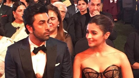 Alia Bhatt Ranbir Kapoor 5 In Com