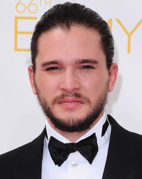 Jon Snow shows his menly appearance with hair slicked all back.
