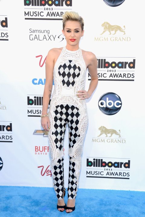 28 Most Outrageous Billboard Music Awards Outfits