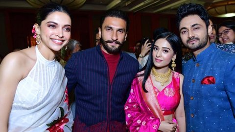 Deepika Padukone, Ranveer Singh, Amrita Rao and RJ Anmol