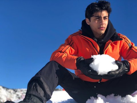 Arya Khan Join Sharukh Khan Production House