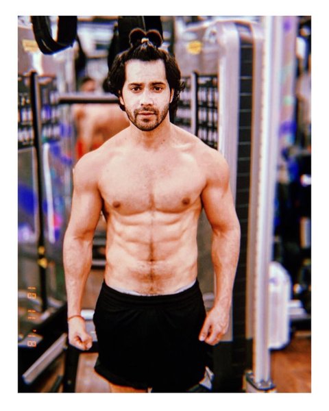 Top 30 Bollywood Hottest Body: Varun Dhawan