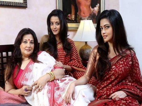 Celebrity Mothers Who Once Ruled Bollywood With Th