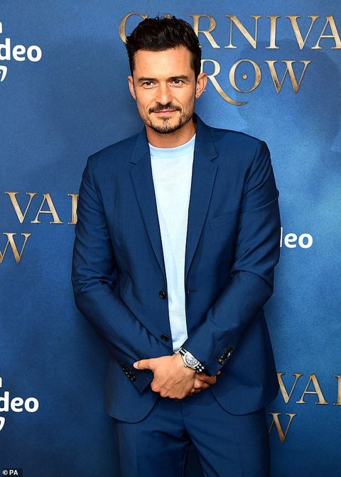 Orlando Bloom at Carnival Vow premiere 