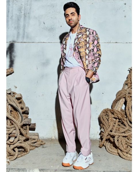 Ayushmann Khurrana suit