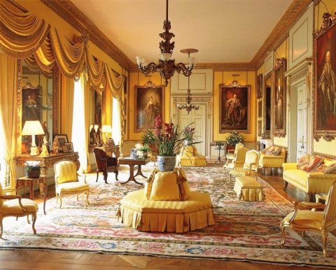 Shah Rukh Khan Mannat Drawing Room 1 4972