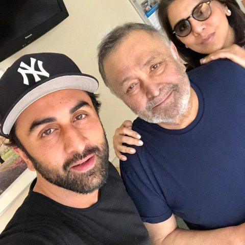 Ranbir Kapoor Rishi Kapoor Neetu Kapoor Fd85