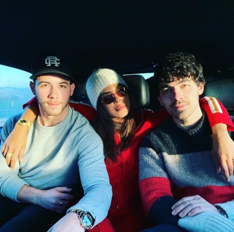 Priyanka And The Jonas 2 682e