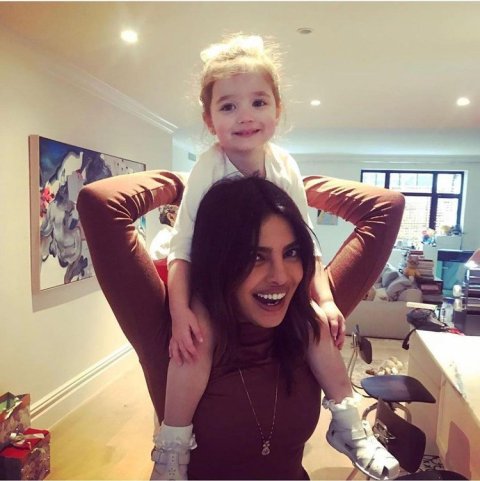 Priyanka And The Jonas 6 5af0