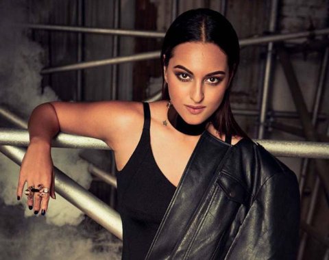 Sonakshi Sinha Cosmopolitan India November 2016 Ho
