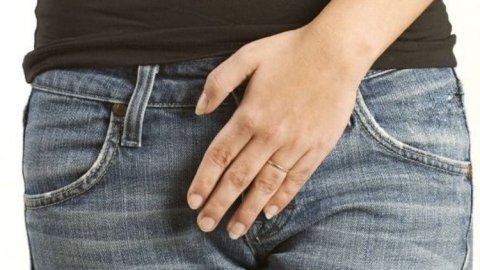 Embarrassing Health Problems Recrop 640 D505