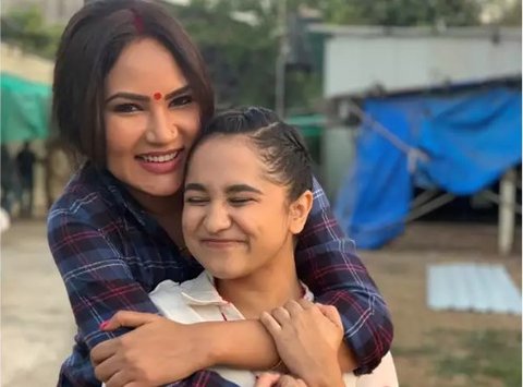 Kamna Pathak And Zahara Sethjiwala