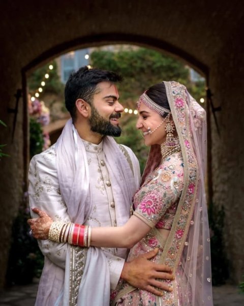Anushka Sharma And Virat Kohli 5 07c1