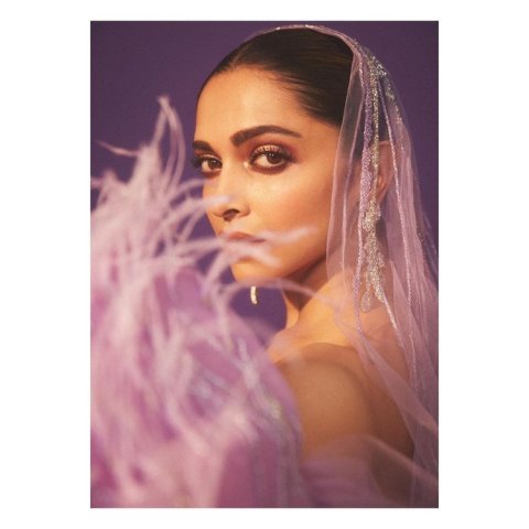 Deepika4 Eaa9